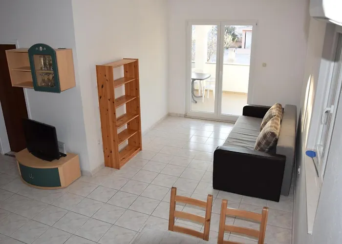 Bogdan 1 Apartment