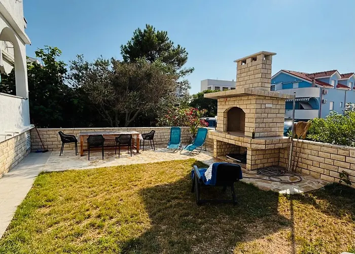 Bogdan 1 Apartment *